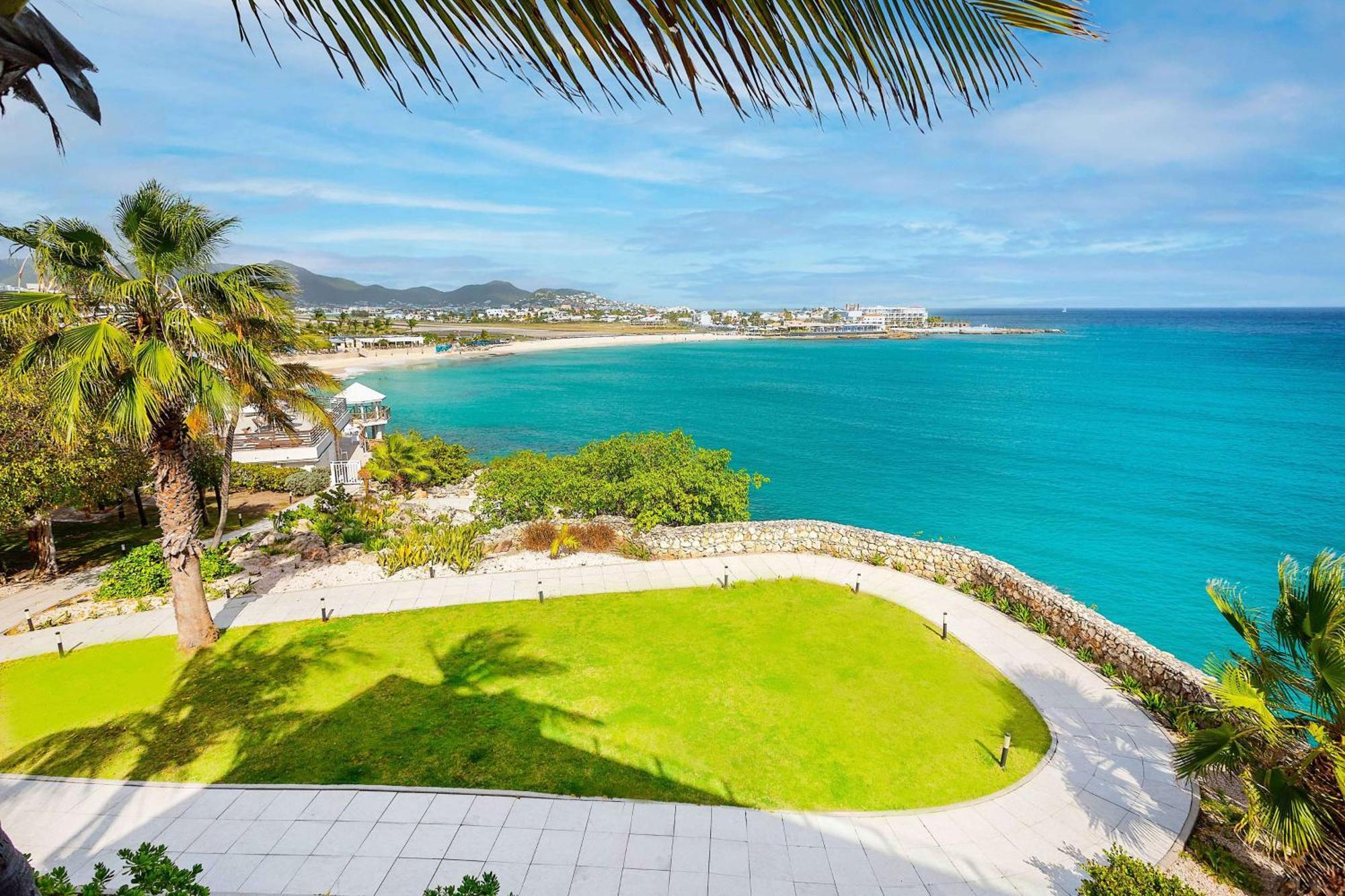 Sonesta Ocean Point Resort (Adults Only) Maho Екстер'єр фото
